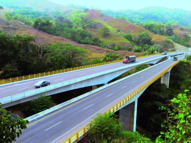 La autopista entre Guaduas y Puerto Salgar tiene 61 km de doble calzada hecha, con inversiones por $ 2 billones.
