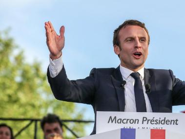 El candidato liberal centrista Emmanuel Macron, del movimiento En Marcha, es el favorito para ganar la segunda vuelta de las elecciones en Francia.