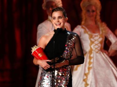 'La bella y la bestia', película protagonizada por Emma Watson,ganó el premio al mejor filme del año.