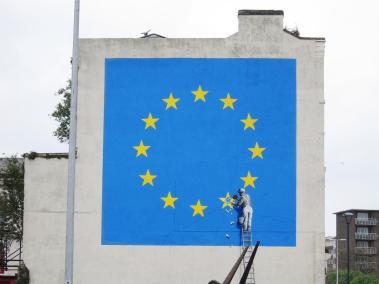 El mural de Banksy en Dover, Inglaterra.
