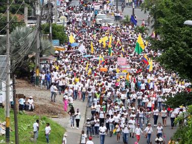 En los ocho días del paro cívico en Buenaventura se han realizado masivas movilizaciones en reclamo a soluciones a la problemática social.