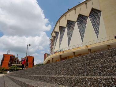 La Catedral Metropolitana María Reina de Barranquilla, es una iglesia de culto católico dedicada a la Santísima Virgen María Reina.