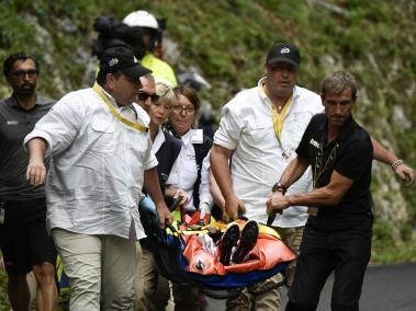 Richie Porte, uno de los ciclistas que sufrió un duro golpe tras su caída.