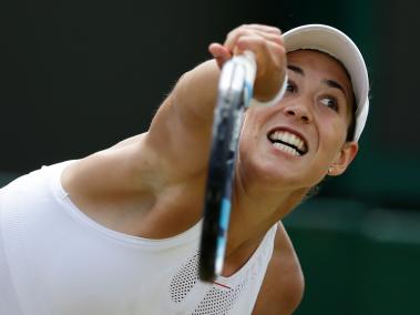La española Garbiñe Muguruza (foto) se medirá este martes contra la rusa Svetlana Kuznetsova, en su cita de cita de cuartos de final del Abierto de Wimbledon.