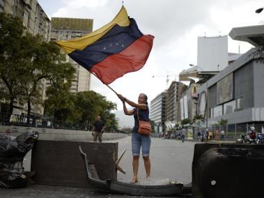 “El plebiscito recupera y trata de revalorizar las protestas de todos estos días”, dijo a EL TIEMPO la analista Colette Capriles.