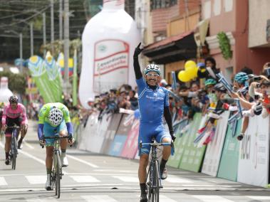 José Serpa se adjudicó la etapa 6 de la Vuelta a Colombia,