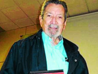Carlos Flores Sierra fue uno de los principales promotores del periodismo musical en el país.