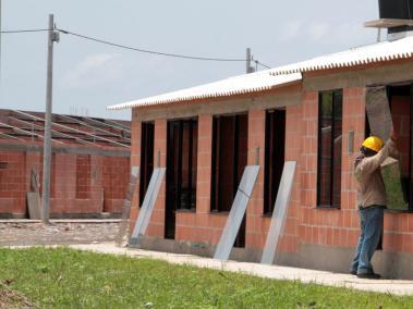 Los colombianos afiliados al FNA, con ingresos entre dos y seis salarios mínimos, podrán adquirir una casa bajo la modalidad de  leasing habitacional.