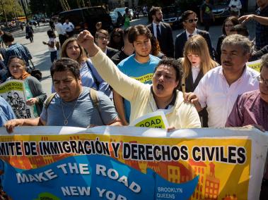 Decenas de inmigrantes protestaron ayer en las calles de Nueva York contra la rescisión del Daca.