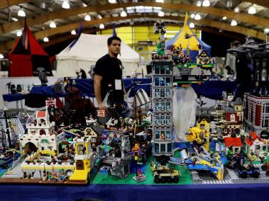 "Todos trajeron las mejores cosas que tienen y muchos hicieron el esfuerzo para armar cosas específicamente para este evento", aseguró el embajador oficial del Lego Users Grupo LUG, Barry Swan.