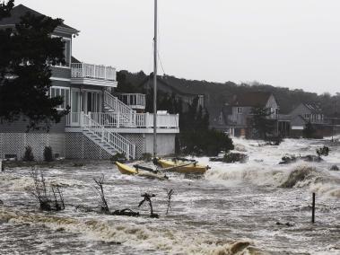 El huracán Sandy en las costas de Carolina del Norte, Estados Unidos.