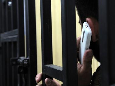 Según la Fiscalía, más de la mitad de las extorsiones en Colombia salen de las prisiones. En marzo se apagará el servicio en 11 cárceles del país.