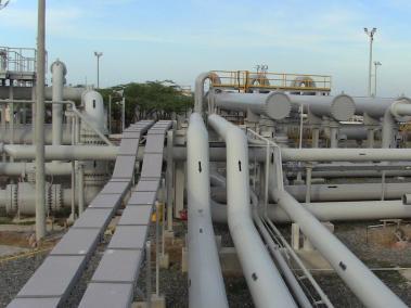 Panorámica del complejo de gas Ballenas, en La Guajira, por donde llegaría el gas al país desde Venezuela, en caso de concretarse una negociación.