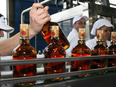 La Industria Licorera de Caldas (ILC) tiene la meta de vender 26,5 millones de botellas en 2018.