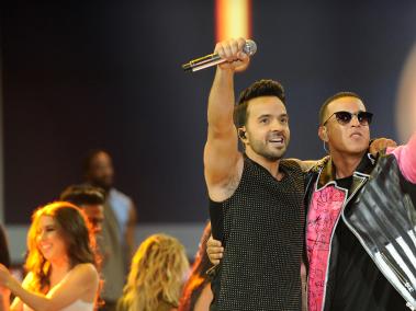 Luis Fonsi (izquierda) y Daddy Yankee interpretarán su megaéxito ‘Despacito’.