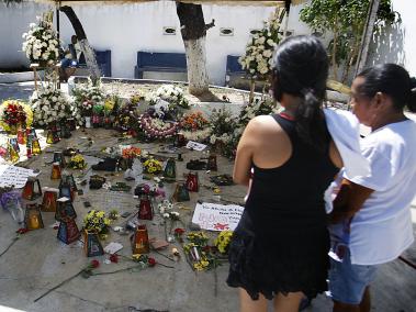 La estación de Policía atacada en Barranquilla fue convertida por vecinos en un altar.