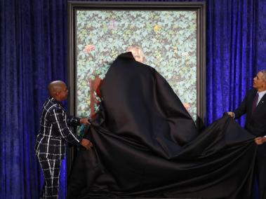 Barack y Michelle Obama presentan sus retratos oficiales