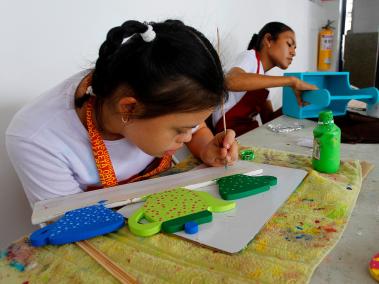 CE CAMILO es un centro de educación y rehabilitación para niños y jóvenes con discapacidad de escasos recursos, ubicado en el barrio La Paz, al suroccidente de la ciudad de Barranquilla.