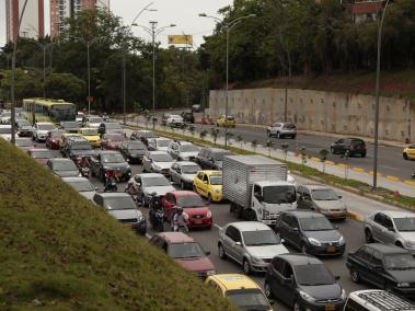En Bogotá aparecen matriculados 2,06 millones de vehículos que están obligados a tributar.
