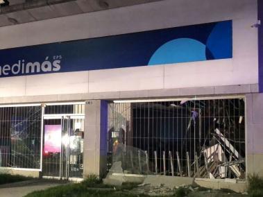 Ataque a sede de Medimás dejó daños materiales