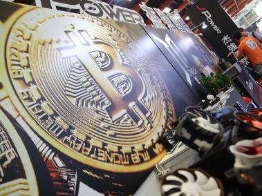 La unidad de bitcoin se cotiza el miércoles 7 de junio en 7.000 dólares.