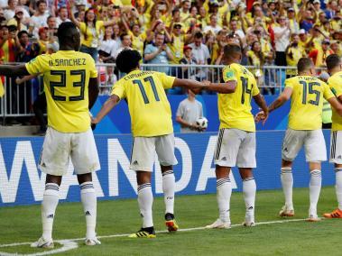 - Colombia: 
La selección Colombia empezó su Mundial perdiendo contra Japón, se recuperó ante Polonia y luego venció a Senegal. Pasó como primera del grupo H.