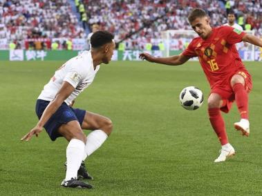 Momento del partido entre Inglaterra y Bélgica.