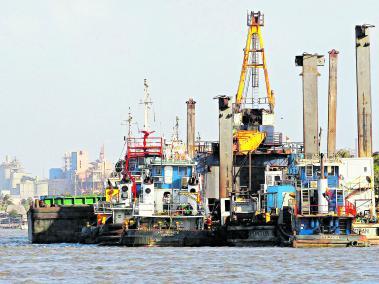 Los problemas de calado que presenta la zona portuaria de Barranquilla deberán ser atendido por el nuevo gobierno.