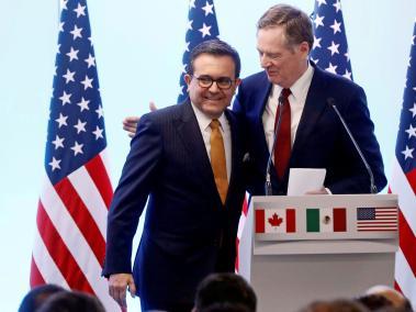 El jefe de México para la renegociación del Tratado de Libre Comercio de América del Norte (TLCAN),  Ildefonso Guajardo, se mostró el jueves optimista tras reunirse con su contraparte de Estados Unidos, aunque dijo que hay temas espinosos que serán dejados para el final.