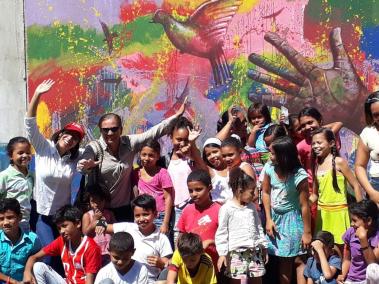 Los mariangoleros levantaron un centro comunitario de arte y pintaron varios murales 
de su pueblo.
