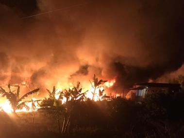 El incendio asustó mucho a la comunidad de Coataquer.