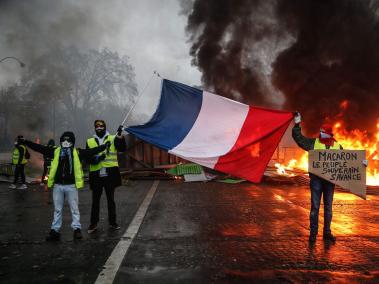 El movimiento de los ‘chalecos amarillos’ ha protagonizado grandes concentraciones e, incluso, violentas manifestaciones en París y otras ciudades francesas, en rechazo al aumento de los impuestos y el alto costo de vida.