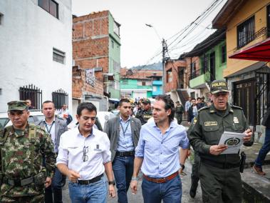 La comuna 13 de Medellín es una de las zonas con mayores problemas de violencia por la confrontación de bandas delincuenciales.