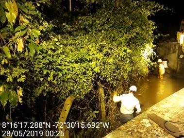 Ecopetrol activó plan de contingencia para atender contaminación en Cúcuta por válvula ilícita en el oleoducto Caño Limón-Coveñas.