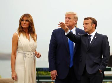 Primer día del G7 en Francia. De Izq. a Der. Emmanuel Macron, presidente de Francia, Donald Trump, Presidente de Estados Unidos y Melania Trump, primera dama Estadounidense.