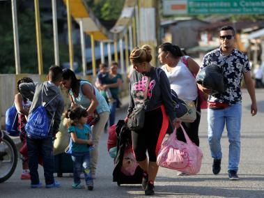 Según las autoridades fronterizas, aunque se generó congestión, durante el domingo se logró agilizar el proceso de salida de Colombia.