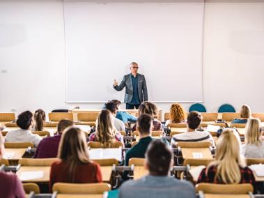 Para el 2018 la matrícula total en educación superior  fue de 2'408.041 estudiantes.