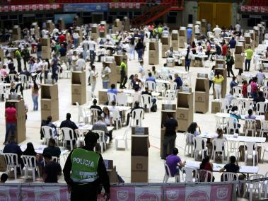 Así se ve el puesto de votación del Coliseo del Pueblo en Cali, Valle del Cauca.