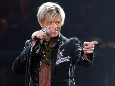 El 10 de enero de 2016, dos días después de cumplir su cumpleaños número 69, David Bowie murió de un cáncer de hígado en su apartamento de Nueva York. Que había sido​diagnosticado dieciocho meses atrás, pero no lo había hecho público y continuaba con su carrera.