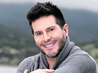 El programa de entretenimiento Bravíssimo tiene dos nominaciones. Una de ellas para su presentador, Marcelo Cezán.