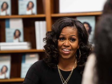 Michelle Obama es abogada y escritora.