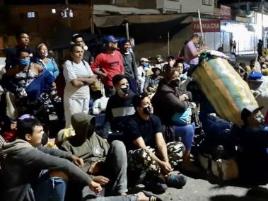 Cientos de migrantes venezolanos que han retornado desde múltiples puntos del país y del subcontinente están varados en la frontera entre Cúcuta y su tierra natal.