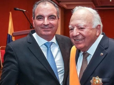 Aurelio Iragorri Valencia con su padre Aurelio Iragorri Hormaza