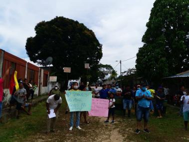 Habitantes de San Felipe, en Guainía, piden apoyo de la Armada