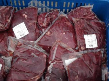 Unos 2.000 kilos de carne de burro o caballo se vendían a tres operadores del PAE en Santander.