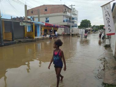 Las emergencias que vivió la Ciudad Heroica el pasado sábado 14 de noviembre en medio de 8 horas de aguaceros ininterrumpidos fueron exacerbadas por la ausencia de óptimos drenajes en la ciudad.