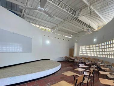 Así luce en la actualidad uno de los salones del colegio José María Córdoba, en Cartagena, Bolívar.