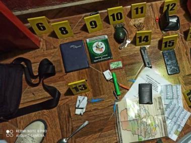En la casa de 'El Perro' encontraron varias armas y equipos de comunicaciones
