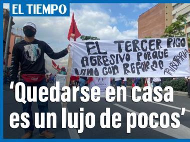 Trabajadores informales de Medellín se movilizan pidiendo renta básica