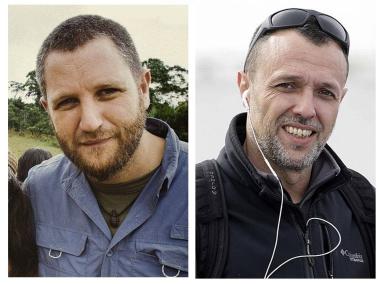 Combo de dos fotos que muestra a los periodistas españoles David Beriain (izquierda) y Roberto Fraile (derecha), asesinados en Burkina Faso mientras grababan un documental sobre caza furtiva.